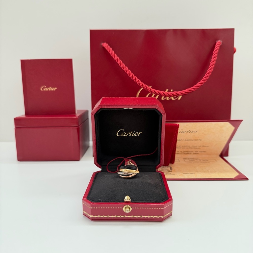 Cartier 18k gold Trinity Ring, Small Model - Picture 10 of 11